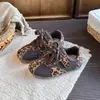Zapatillas Deportivas Retro de Bloques de Color para Niños, Zapatillas de Entrenamiento Alemanas 2026 Otoño/Invierno Nuevas, Suela Suave, Versátiles, Casuales, Plateadas para Niñas, Zapatos Deportivos