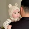 Chapéu de bebê fofo de desenho animado, chapéu de tricô quente e à prova de vento para outono e inverno, adequado para meninos e meninas, e para bebês de todas as idades, com proteção para as orelhas