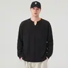 Nova Marca Tendência Camiseta Masculina de Manga Longa Estilo Americano Roupas Masculinas Gola Henley Simples Top Masculino Camada Base Retrô