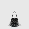 Bolso Cubo con Cordón de Remaches Transfronterizo, Bolso de Mano con Ojales, Estilo Punk Hueco con Cadena de Hombro Único Cruzado, Gran Capacidad