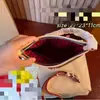 2026 Nuevo Modelo Línea Vintage Bolso Tote Bb Alta Calidad Moderno Versátil Bandolera Bolso de Mano para Viajes Diarios Bolso Cruzado