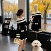 Vestido Suéter de Tricô Off-Shoulder Coreano para Mulheres, Estilo Ol Primavera Pura Desejo Boate, Sofisticado Vestidinho Preto