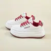 Zapatillas de entrenamiento alemanas para mujer con suela gruesa y suela blanda, nuevas zapatillas casuales estilo coreano de otoño 2026, con suela blanda, ligeras, versátiles
