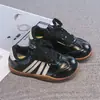 Tênis de Treino Alemão de Couro Infantil Retrô 2026 Outono/Inverno Novos Tênis Casuais para Meninos com Cadarço Baixo Tênis de Skate para Meninas