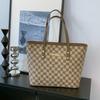 Bolso de alta gama para mujer, novedad de 2024, bolso de hombro de lujo de gran capacidad, diseño de nicho, bolso de mano retro combinable.