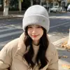 Chapéu de Lã Tricotado Versátil Feminino para Outono e Inverno, Circunferência da Cabeça Grande, Proteção Quente para Ouvidos, Chapéu Slouchy Espessado com Forro de Fleece