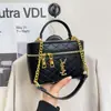 En Stock Otoño e Invierno Nuevo Bolso de Mano de Cuero Genuino con Patrón de Diamantes para Mujer, Bolso Bandolera Tipo Caja Ysl, Bolso Cruzado Simple Versátil, Moderno