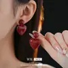Pendientes de Corazón Rojo Ankora Simples Versátiles Moda Pendientes de Moda Nicho Pendientes de Personalidad de Gama Alta para Mujeres