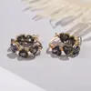 Pendientes de corazón negro con diseño de nicho de Corea del Sur, pendientes de corazón de melocotón con diamantes negros vintage, hebilla de oreja con forma de círculo de amor dulce.