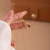 Colar Novo Coração Vazado Borboleta Estilo Coreano para Mulheres, Corrente de Clavícula Flor de Concha Pérola, Acessórios de Gato da Moda de Nicho