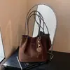 Nueva colección de invierno: bolso de hombro moderno y minimalista, gran capacidad, adecuado para estudiantes, para ir al trabajo y para el uso diario; bolso estilo retro