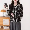 Suéter Rosa Otoño Invierno Engrosado 2025 Nuevo Dulce Estilo Reductor de Edad Pequeña Fragancia Cardigan Tejido Top Casual para Viajar al Trabajo