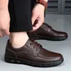 Zapatos para Hombre, Antideslizantes, Impermeables y a Prueba de Aceite, Zapatos de Cocina para Chef para el Trabajo, Zapatos Casuales de Cuero Resistentes al Desgaste, Zapatos de Trabajo para Hombre de Primavera y Otoño