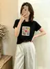 Camiseta de Algodão Canelada para Mulheres, Fábrica Fonte Guangzhou Shisanxing, Top de Manga Curta Slim-Fit 220g, Fornecimento Exclusivo da Segunda Remessa de Verão