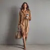 2025 Nova Moda Transfronteiriça Europeia e Americana Vestido Camisa Elegante Feminino de Veludo com Lapela e Mangas Longas