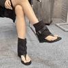 Botas de Moda 2025 Punta Abierta Estilo Herringman con Plataforma Botines Cinturón Hebilla Nuevas Llegadas Primavera Verano Botas para Pantalón Sandalias de Doble Uso