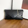 Bolsa de Hombro Individual con Textura Popular Personalizada de Comercio Exterior Otoño 2026 Nueva Bolsa Sencilla tipo Sobre Bolso Transversal Pequeño Cuadrado con Cadena