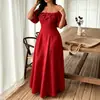 Comercio Exterior Transfronterizo Europeo y Americano Tallas Grandes Nuevo Vestido de Verano 2026 Color Sólido Hombros Descubiertos con Diseño Floral Tridimensional, Longitud Media