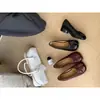 2026 Versión Coreana Nueva Moda Otoño Zapatos de Punta Dividida Tacón Grueso Bajo Zapatos de Mujer Individuales Talla 35-40