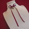 Collar de encaje blanco tipo Lolita con lazo, cadena para la clavícula de otoño e invierno, accesorios para reunión anual y actuación de Año Nuevo, campana, Navidad dulce y genial