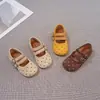 Zapatos de Cuero con Puntos Estilo Bosque para Niños 2026 Nueva Versión Coreana Primavera y Otoño Zapatos Bajos de Princesa para Niñas con Suelas Suaves