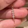 Collar Atmosférico Mini Diamante Diminuto Ultra Fino para Mujer, Sencillo y de Alta Gama, Estilo de Nicho, Diseño Delicado, Accesorio Versátil para el Trabajo, Al por Mayor
