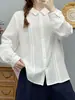 Camisa listrada com retalhos vazados e gola estilo artístico descontraído para mulheres, camisa azul de manga comprida, base de camisa de musseline de algodão dupla camada