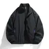 Chaqueta Ligera Estilo Deportivo Cuello Alto Unisex Primavera y Otoño Holgada Versátil Cortavientos Adelgazante Elegante Ropa de Abrigo