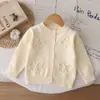 Suéter Bordado para Niñas de Comercio Exterior 2026 Otoño Invierno Nuevo Cardigan Tejido Estilo Coreano Moderno para Niñas Pequeñas Venta al por Mayor