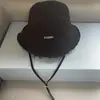 Chapéu de pescador JACQUEMUS de aba larga, mesmo estilo da Hyuna, para férias, com cordão pendurado e borda de pelo, proteção solar, chapéu de sol feminino