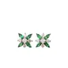 Pendientes de Plata S925 Chapados en Platino con Circonita Esmeralda, Diseño de Trébol de Cuatro Hojas, Exquisitos Incrustados de Diamantes, Estilo de Lujo Ligero para Mujer