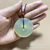 Colgante de Paz de Jade Natural Auténtico, Hebilla de Jade Tipo Hielo para Hombres y Mujeres, Estilo Versátil, Más Vendido en Transmisión en Vivo, Artículo en Stock