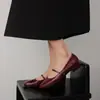 Disponível em Vários Tamanhos, Retornável, Sapatos Mary Jane Simples Retrô de Couro Bovino com Óleo de Cavalo, Primavera 2026, Salto Baixo Bloco, Bico Redondo, Sapatilhas Femininas de Couro Genuíno