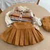 Traje de Niña Pequeña Lemon Girl Otoño Nuevo Estilo Bebé Elegante Chaleco de Cuadros de Diamantes Camisa Base Falda Plisada Conjunto de Tres Piezas Estilo Coreano