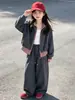 Conjunto Esportivo Infantil Feminino Estilo Primavera e Outono 2026 Novo Estilo Coreano Infantil Elegante Super Bonito Roupas de Outono Conjunto de Duas Peças para Meninas Crianças Grandes