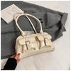 Bolso de hombro cruzado de gran capacidad para mujer, bolso de mano informal de invierno 2024, bolso de mano con un solo hombro, bolso de viajero diario popular de este año