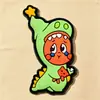 Broche de Personaje Estrella de Dibujos Animados, Insignia Linda, Pin de Goma Suave, Flor de Pecho Anti-Exposición, Accesorio Decorativo para Mochila y Bolso Escolar
