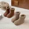 Botas Cálidas para Niñas 2025 Otoño e Invierno Estilo Nuevo Botines Cortos Forrados de Felpa para Bebés Niños Estilo Coreano Botas de Algodón para Niñas Pequeñas