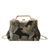 Bolsa Quadrada Pequena Vintage Bordada Estilo Chinês Tendência Nacional Bolsa Transversal Portátil Bolsa Casual Estilo Étnico Cheongsam Bolsa Pinça em Formato de Lábio