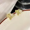 Serie de pendientes de circón microincrustados Pendientes de flor pequeña hueca francesa hoja cuadrada gotas de agua pendientes de circón