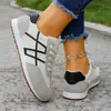 Zapatillas de entrenamiento alemanas para mujer primavera 2026 nuevas zapatillas planas casuales vintage versátiles de punta redonda cómodas zapatos para estudiantes