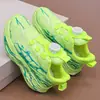 Zapatillas de correr para niños, zapatillas deportivas infantiles de suela blanda, zapatillas de baloncesto de moda para primavera/otoño, zapatos casuales transpirables y antideslizantes para niños