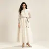 Vestido Longo de Renda Francesa Feminino Outono Gola Alta Babados Manga Longa Cintura Marcada Barra Larga Vestido Fábrica de Origem