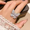 Anillo de perla hueca con circonita estilo francés, nicho de alta gama, estilo minimalista fresco, anillo simple para el dedo índice, joyería de lujo ligero para mujer
