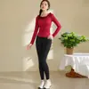 Conjunto de yoga de encaje de un hombro, conjunto de manga larga para otoño/invierno para mujer, con sujetador incorporado, estilo nuevo, sexy, elegante y deslumbrante top de fitness