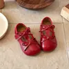 Sapatos de Couro para Meninas 2026 Primavera e Outono Versão Coreana Sapatos de Princesa com Laço Sapatilhas para Apresentação de Dança de Meninas Mocassins de Solado Macio