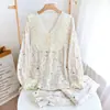 Roupa de casa feminina de crepe de algodão puro com estampa distribuída, manga curta e calça comprida para primavera e verão, pijama casual solto e confortável para casa