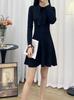 2026 Nuevo Estilo Vestido Negro Pequeño Elegante Estilo Francés, Moda Otoñal para Mujeres Petite, Vestido de Punto con Cuello de Lazo