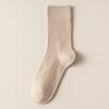 Calcetines de algodón puro para niños primavera y otoño calcetines de tubo calcetines de algodón con fondo de masaje Joker de dopamina para damas calcetines sueltos sin costuras para mujer al por mayor