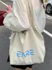 Bolsa de Grande Capacidade para Mulheres, Casual e Leve, 2026 Verão Portátil Versátil Bolsa para Estudante e Comutador, Bolsa de Ombro Moderna Estilo Coreano